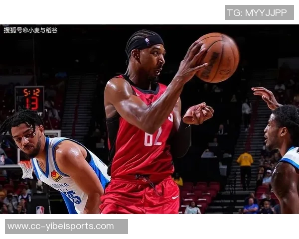 阿德尔曼谈琼斯防守KD的重要性强调双向合同球员的责任感