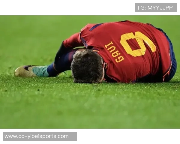 巴萨正式投诉西足协指责裁判判罚不公双标行为引发争议